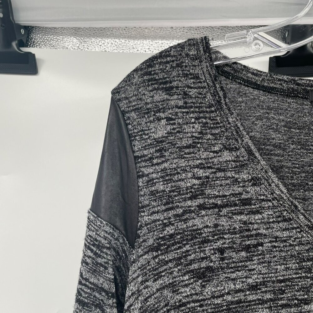 DKNY Jeans Womens V-Neck Sweater Black/Gray Space Dye Size Small - Picture 5 of 9
